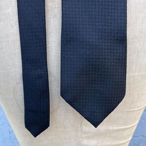 Black Oscar De La Renta Couture tie Designer necktie